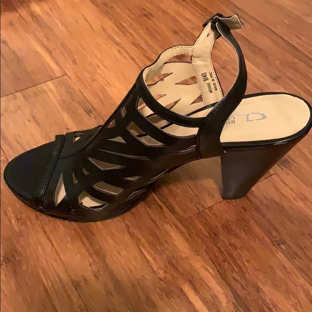 CL By Laundry black heels - Picture 6 of 6